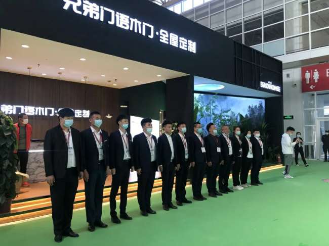 1.webp.jpg 1.webp.jpg